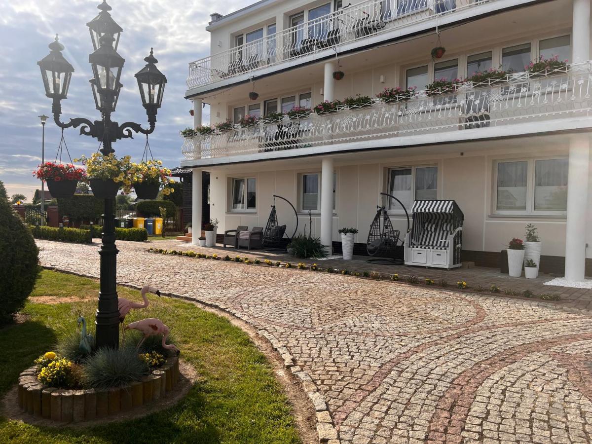 Villa Marlena Устроне Морске Екстериор снимка