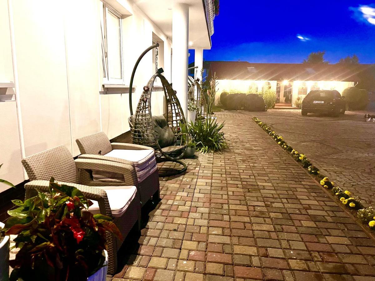 Villa Marlena Устроне Морске Екстериор снимка