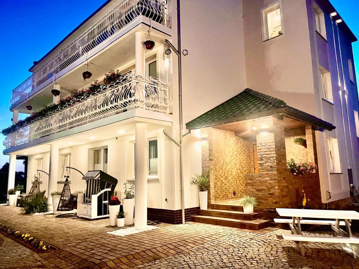 Villa Marlena Устроне Морске Екстериор снимка